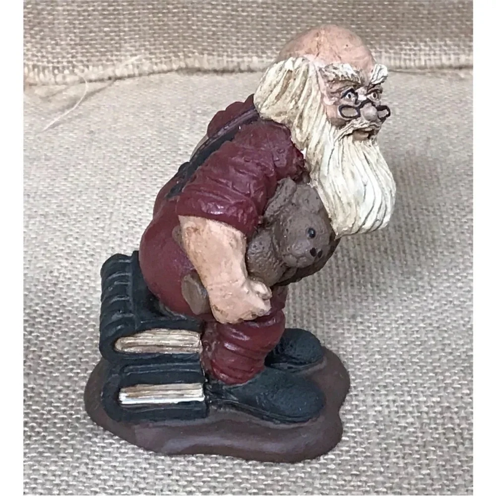 Santa Claus On Books Resin Figurine Rustic Christmas Farmhouse Cottage Core